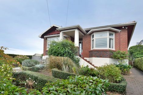 Photo of property in 49 Earls Road, Saint Clair, Dunedin, 9012