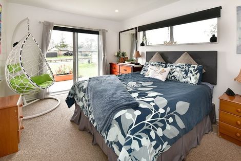 Photo of property in 29 Chic Gardens, Parakai, 0830