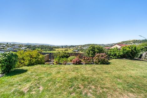 Photo of property in 7 James Cook Drive, Whitby, Porirua, 5024