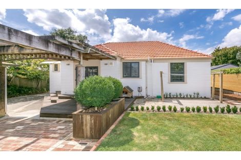 Photo of property in 5 Casey Avenue, Fairfield, Hamilton, 3214