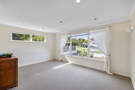 Photo of property in 211 Manuka Road, Bayview, Auckland, 0629
