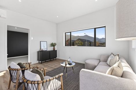 Photo of property in 8 Buttercup Street, Wanaka, 9382