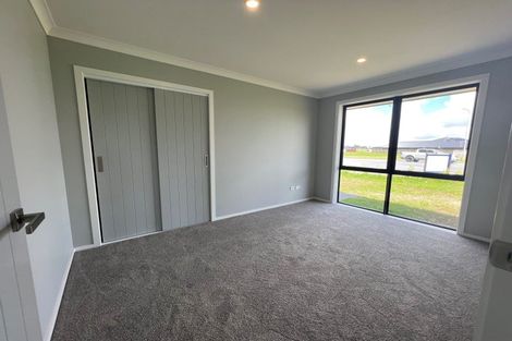 Photo of property in 10 Sanson Place, Levin, 5510