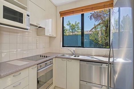 Photo of property in 222 Gloucester Street, Christchurch Central, Christchurch, 8011