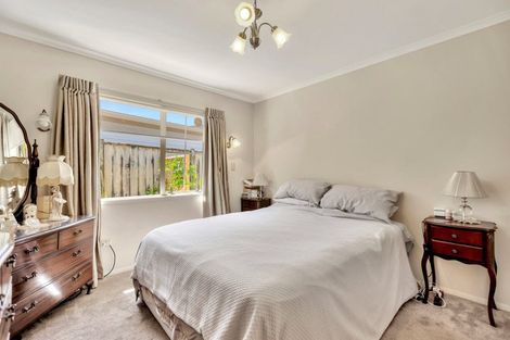 Photo of property in 432a Mangorei Road, Highlands Park, New Plymouth, 4312