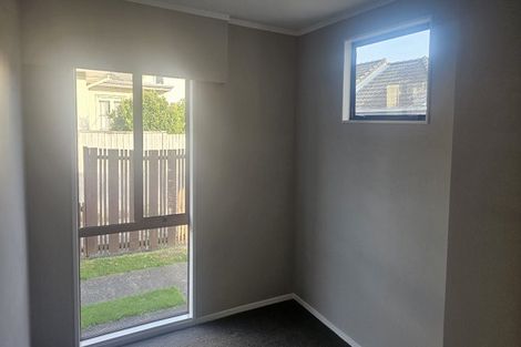 Photo of property in 43 Ngatai Road, Otumoetai, Tauranga, 3110