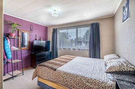 Photo of property in 77 O'byrne Place, Waikiwi, Invercargill, 9810