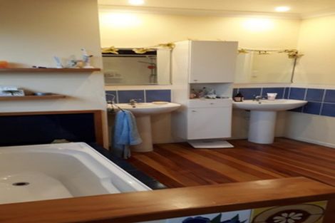 Photo of property in 28f Wallath Road, Westown, New Plymouth, 4310