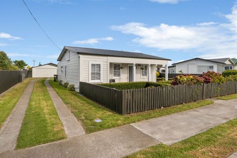 Photo of property in 429 Waihi Road, Normanby, Hawera, 4614