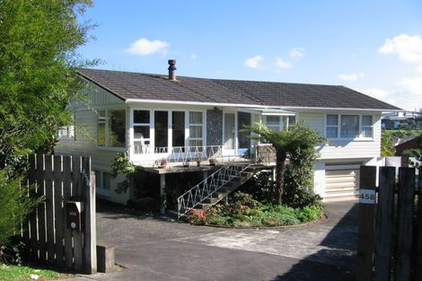 Photo of property in 458 East Coast Road, Windsor Park, Auckland, 0630