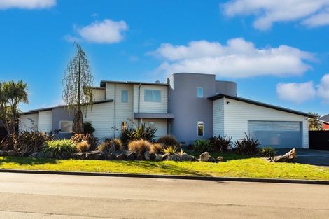 Photo of property in 12 Sandalwood Place, Waimairi Beach, Christchurch, 8083