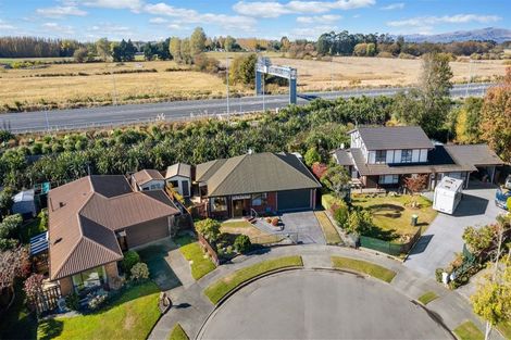 Photo of property in 21 Mulberry Place, Redwood, Christchurch, 8051