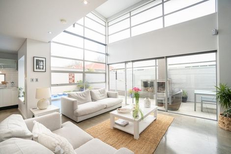 Photo of property in 4 Mere Mere Avenue, Palmerston North, 4414