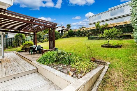 Photo of property in 73 Lynden Avenue, Hillcrest, Auckland, 0627