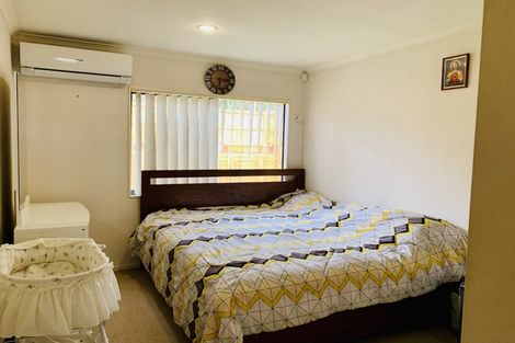 Photo of property in 37 Magic Way, Randwick Park, Auckland, 2105