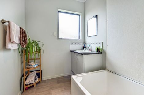 Photo of property in 14 Sunnyside Road, Nawton, Hamilton, 3200