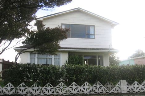 Photo of property in 21 Glasgow Street, Takaro, Palmerston North, 4412