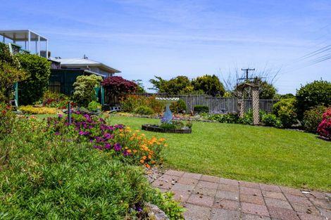 Photo of property in 81 Omata Road, Marfell, New Plymouth, 4310