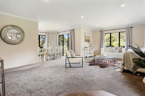 Photo of property in 54 Sherrybrooke Place, Sunnyvale, Auckland, 0612