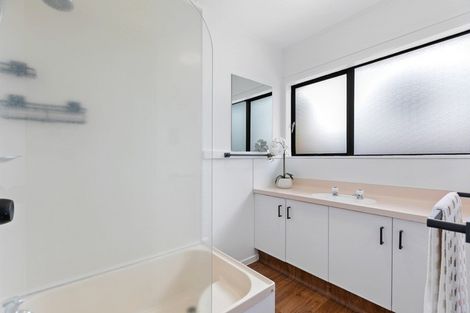 Photo of property in 12a Kingsley Place, Mount Maunganui, 3116