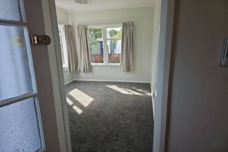 Photo of property in 88 Victoria Street, Carterton, 5713