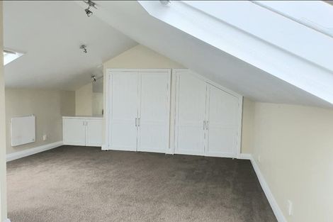 Photo of property in 64 Central Terrace, Kelburn, Wellington, 6012