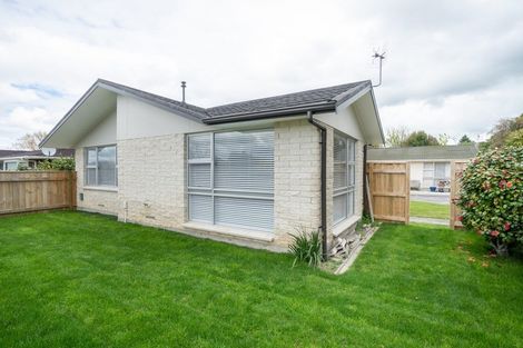 Photo of property in 16 Drury Street, Cloverlea, Palmerston North, 4412