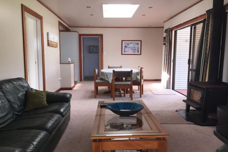 Photo of property in 58 Beach Road, Waihi Beach, 3611