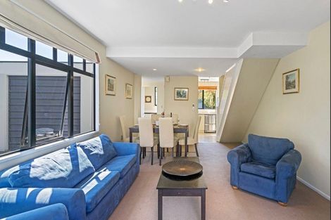 Photo of property in 222 Gloucester Street, Christchurch Central, Christchurch, 8011