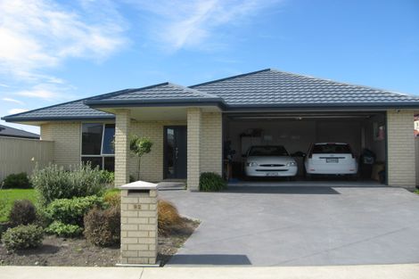 Photo of property in 92 Beechwood Drive, Northwood, Christchurch, 8051