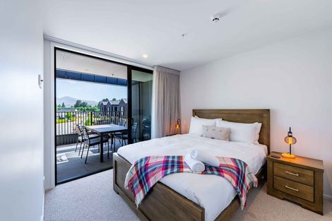 Photo of property in 2/7 Northlake Drive, Wanaka, 9305