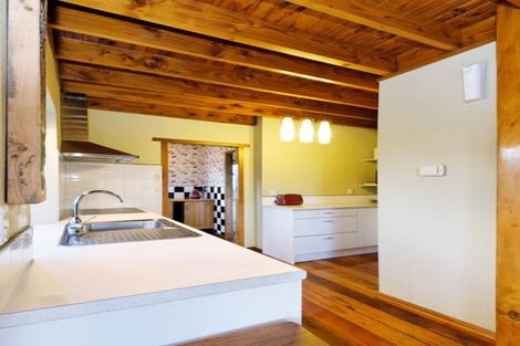 Photo of property in 139b Flanshaw Road, Te Atatu South, Auckland, 0610