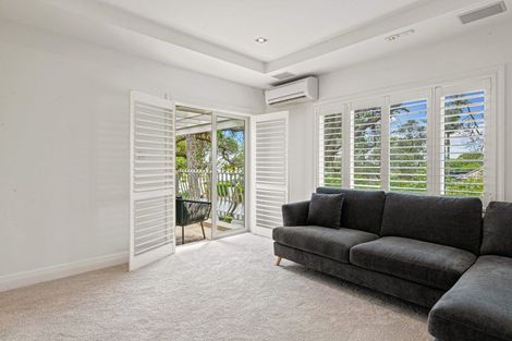 Photo of property in 270 Hurstmere Road, Takapuna, Auckland, 0622