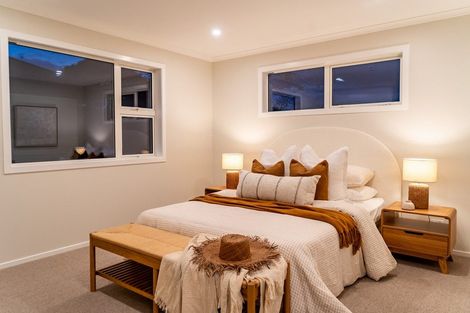 Photo of property in 70b Heretaunga Square, Silverstream, Upper Hutt, 5019