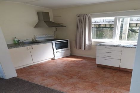 Photo of property in 64 Maupuia Road, Maupuia, Wellington, 6022