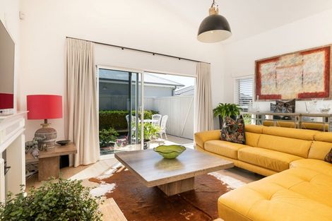 Photo of property in 35 Cassinia Close, Papamoa Beach, Papamoa, 3118