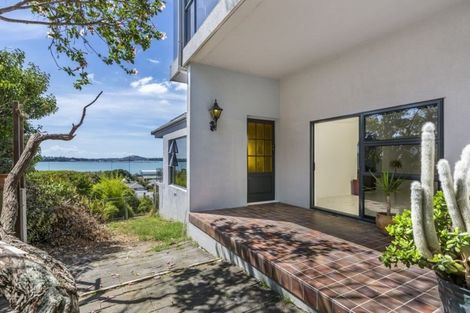Photo of property in 2/1 Richmond Avenue, Northcote Point, Auckland, 0627