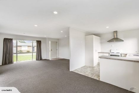 Photo of property in 15 Hocken Place, Mangere Bridge, Auckland, 2022
