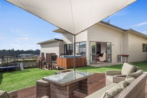 Photo of property in 6 Renner Place, Pyes Pa, Tauranga, 3112