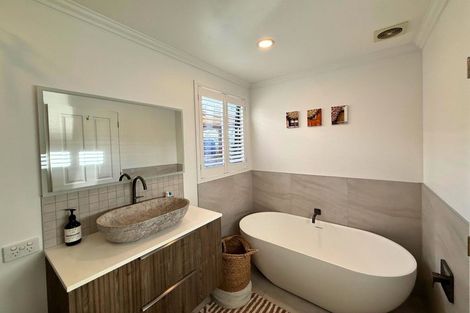 Photo of property in 67 Kings Drive, Wanaka, 9305