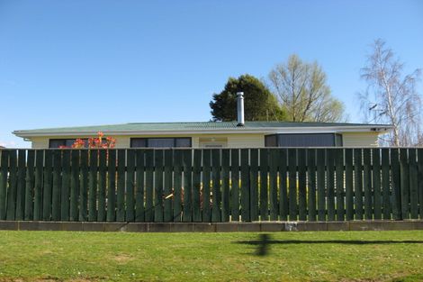 Photo of property in 12 Bovis Street, Shannon, 4821