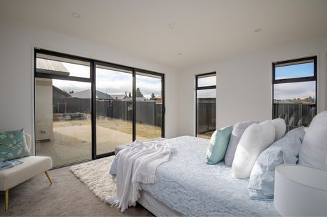 Photo of property in 6 Sequoia Close, Alexandra, 9320