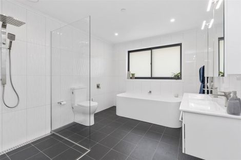 Photo of property in 1331a Coast Road, Wainuiomata Coast, Wainuiomata, 5373