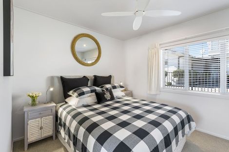 Photo of property in 209 Beach Road, Whangamata, 3620