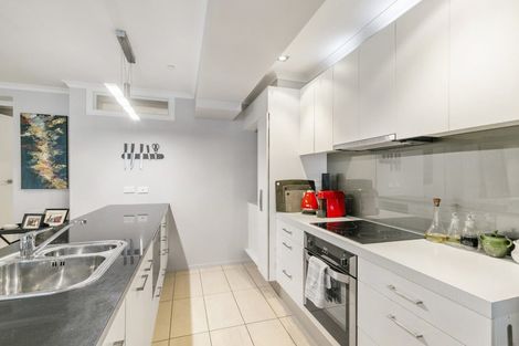 Photo of property in Bellagio Apartments, 1a/39 Taranaki Street, Te Aro, Wellington, 6011