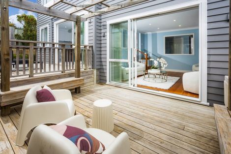 Photo of property in 34a Richards Avenue, Forrest Hill, Auckland, 0620