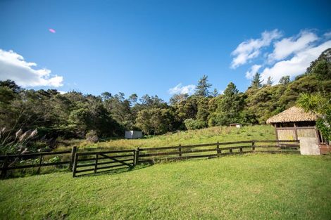 Photo of property in 1469 East Coast Road, Redvale, Albany, 0794