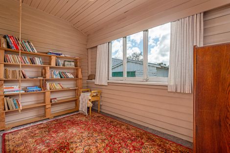 Photo of property in 9 Milverton Avenue, Hokowhitu, Palmerston North, 4410