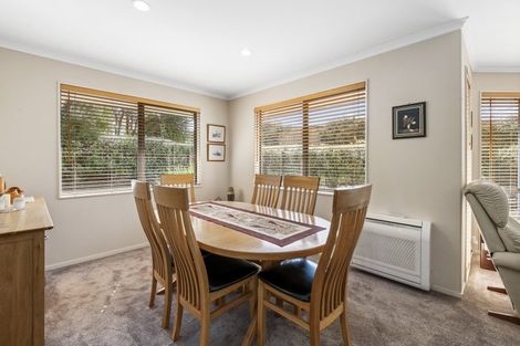 Photo of property in 4 Bayview Park Lane, Orewa, 0931