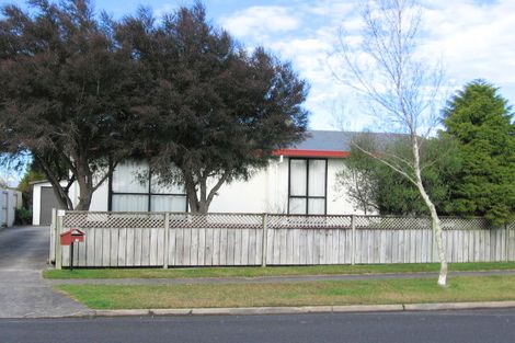 Photo of property in 29 Garland Drive, St Andrews, Hamilton, 3200